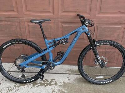 Fezzarri Delano Peak Elite