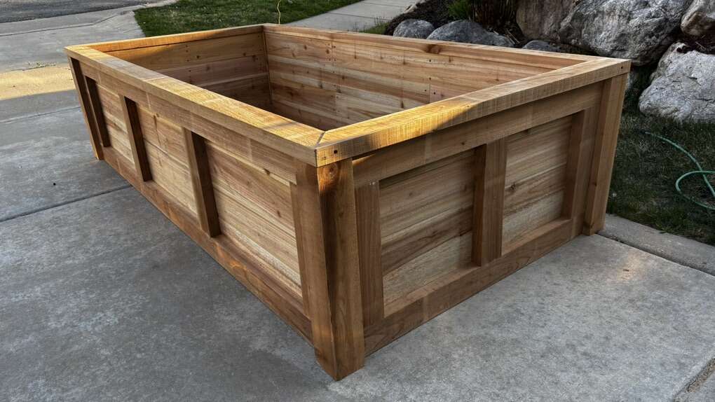 Cedar Raised Garden Boxes * Delivery Included