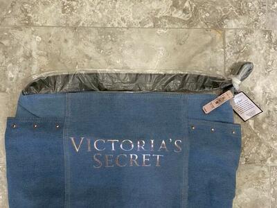 Victoria’s Secret Bag NWT $5