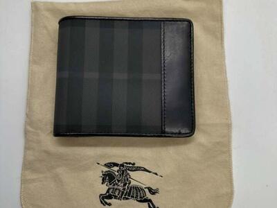 Authentic Burberry Bifold Check Wallet New W/bag