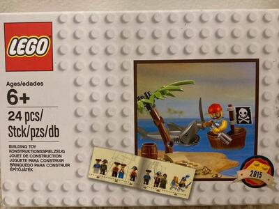 2015 Limited Lego Pirates Mini Set Rare!