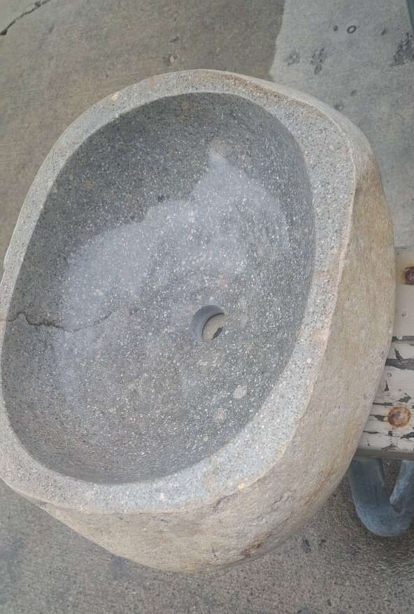 Yosemite Lucki-ss bathroom sink