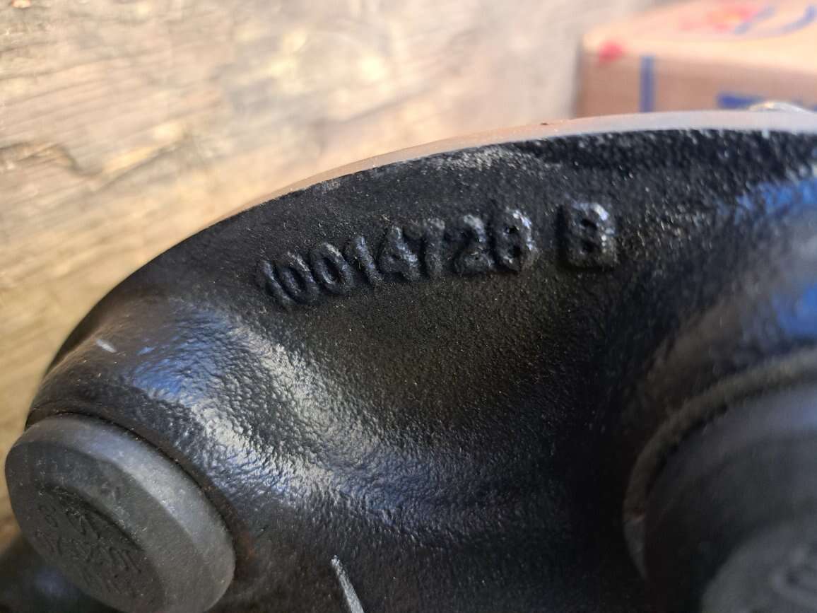 CON-MET REAR HUB ASSEMBLY #10014728 USED