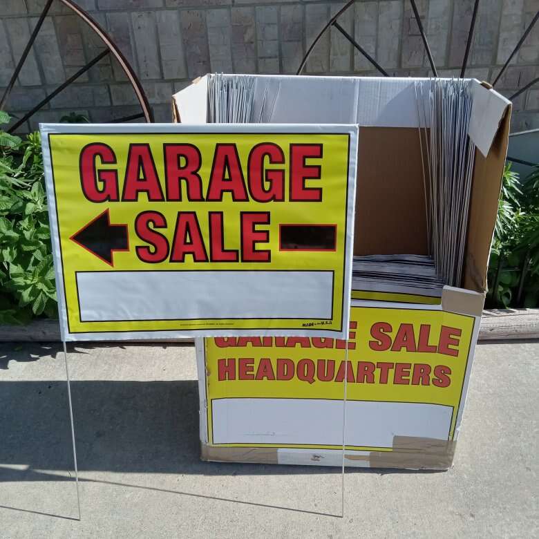 New High Quality Garage/Yard Sale Signs with Metal Poles.
