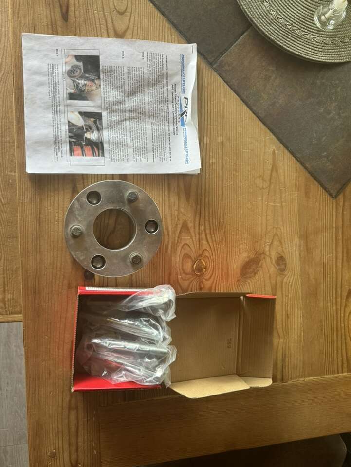 Nissan Titan and Armada 1.5 Front Leveling Kit