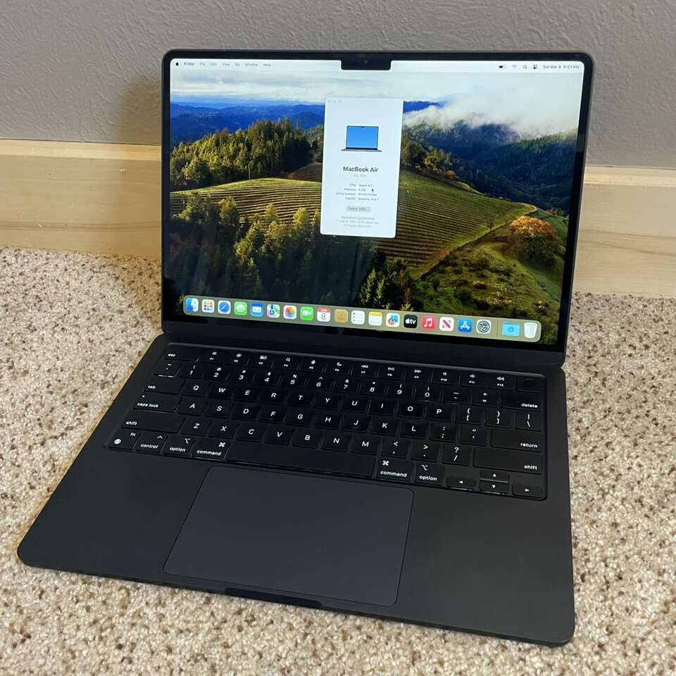 2023 MacBook Air M2 13in 256GB 8GB