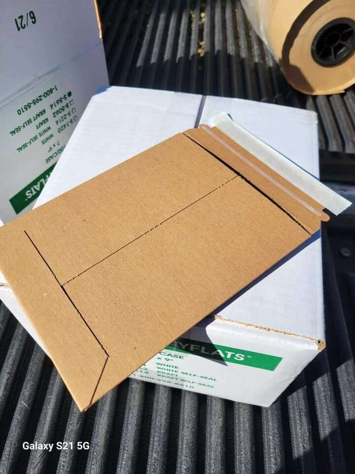 stay flat mailer - ULINE 7x9