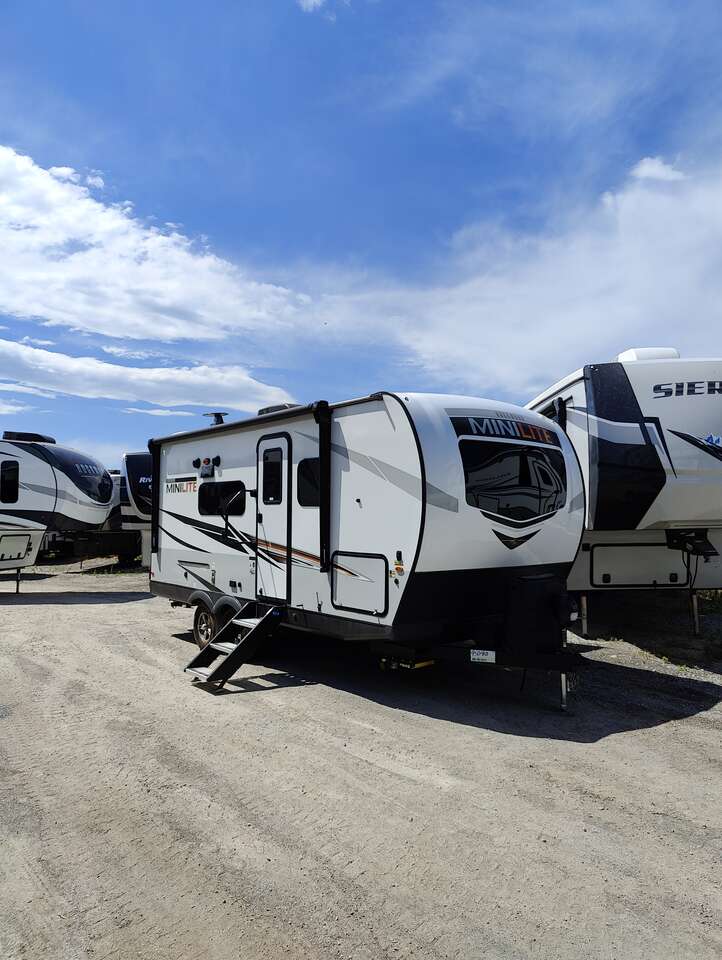 2022 Forest River mini lite WINTERIZED