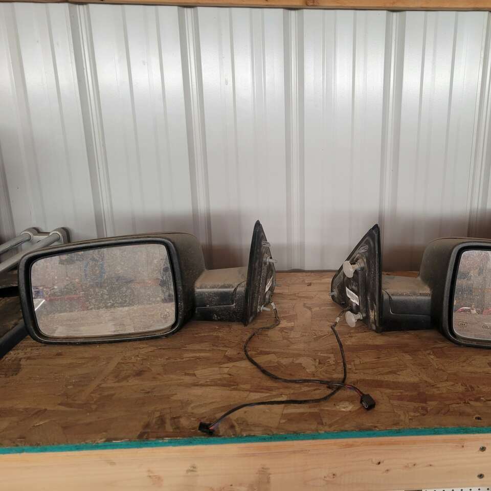 2012 Ram 2500 OEM mirrors