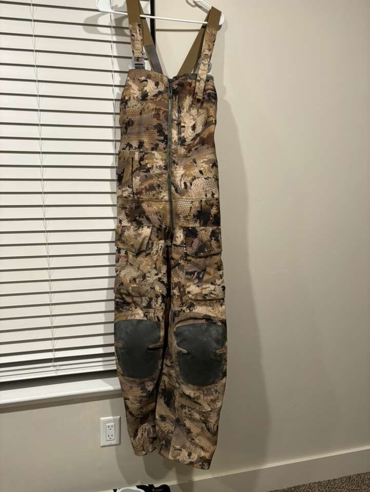 Sitka Bibs Hunting and Fishing