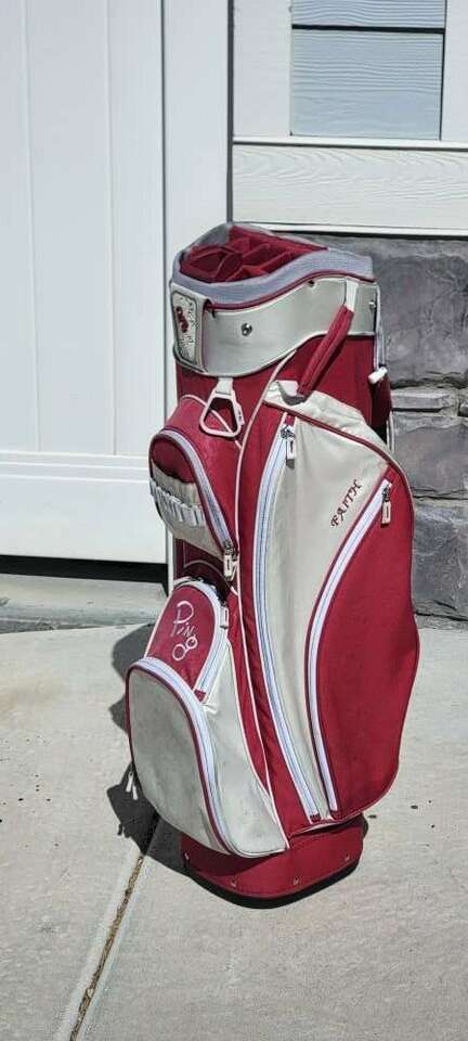 Blowout!!! Nice Golf bags for sale $35-100