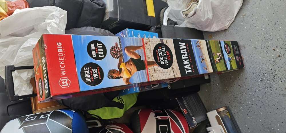 Wicked big Takraw set (like volleyball with feet)