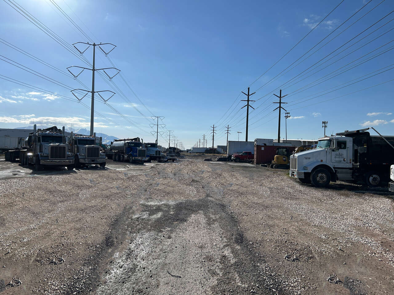 Up to 2 AC of M1 Zoned Fully Fenced Yard Space For Lease