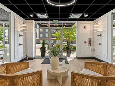 Luxury Salon/Esthetician Suites for Rent in Murray