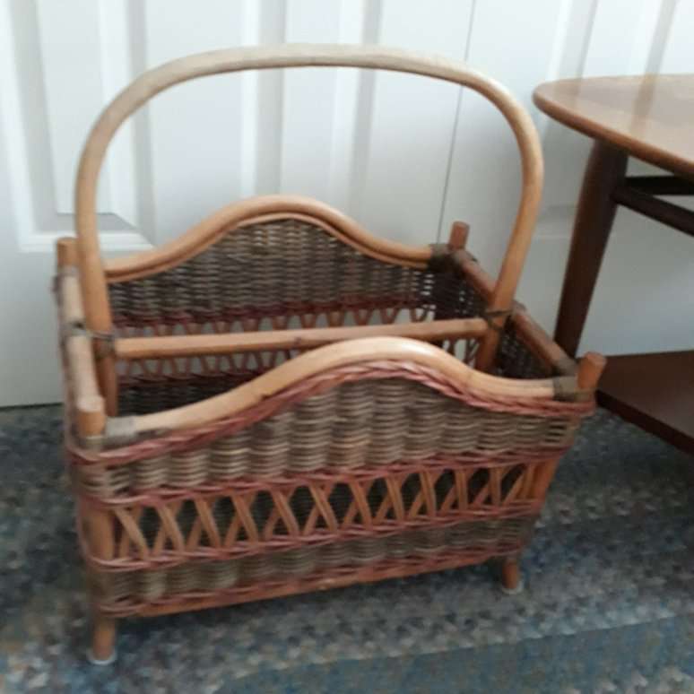VTG Wicker Rattan Magazine Newspaper Holder