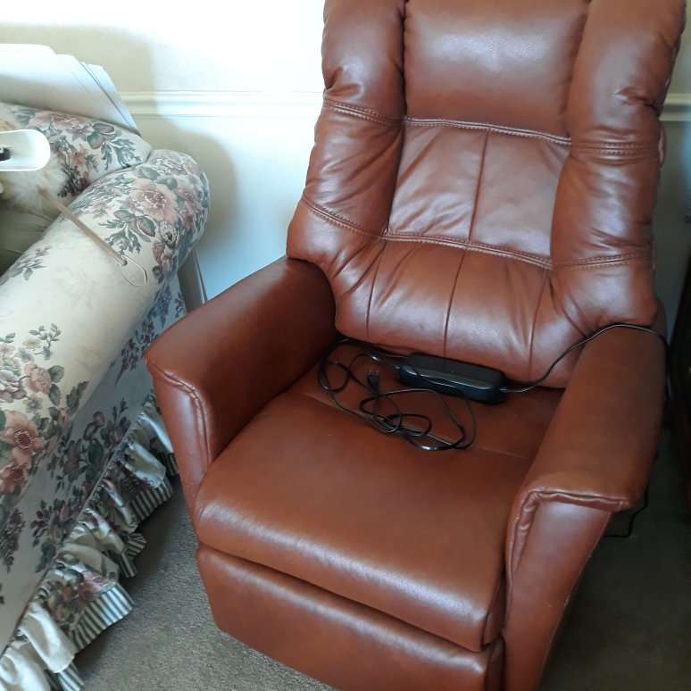 IMG Norway Boston Standard Size Power Recliner