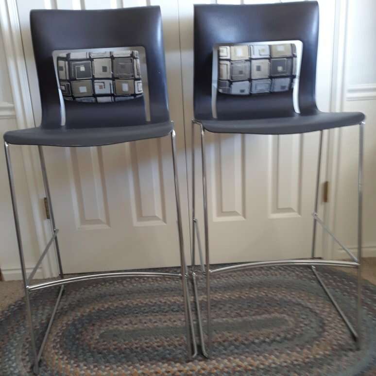 Rhythm Bar Stools for Stylex