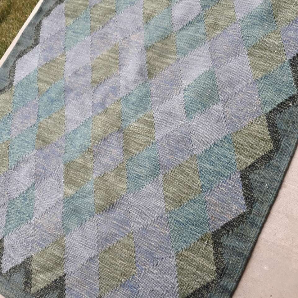 Alexander Home Julian Rug