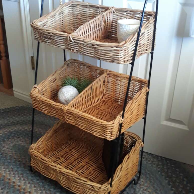 Basket Stand