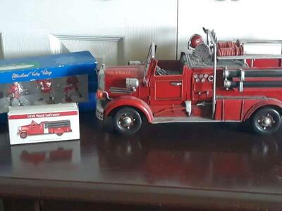 Metal Fire Engine