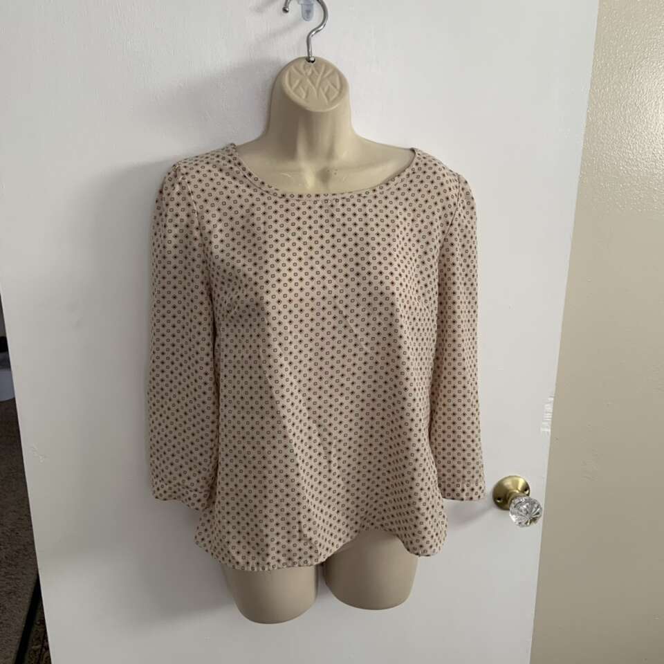 Ezra 3/4 Length Cream Dress Shirt Geometric Blouse