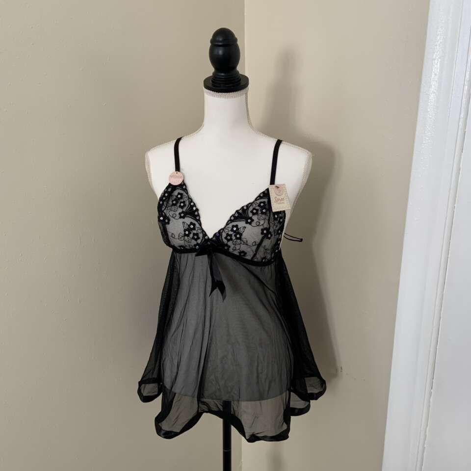 Spree Intimates Black Lace Lingerie Set sz S NWT