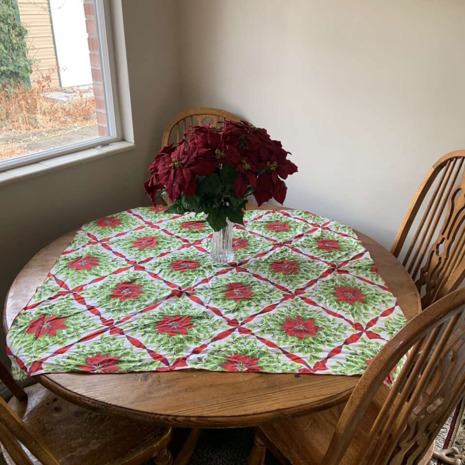 Vintage Poinsettia and Ribbon Square Table Cloth