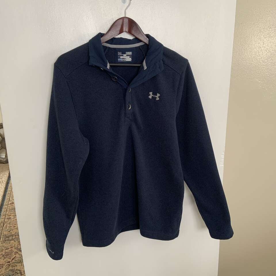 Under Armour Pullover Men Medium Henley Button