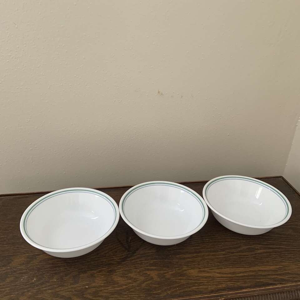 Corelle Country Cottage Purple Heart Set of 3 Bowl