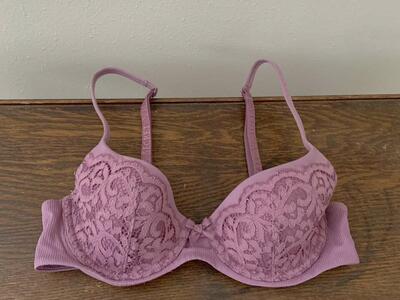 Victorias Secret Mauve Lace Bra Size 32B
