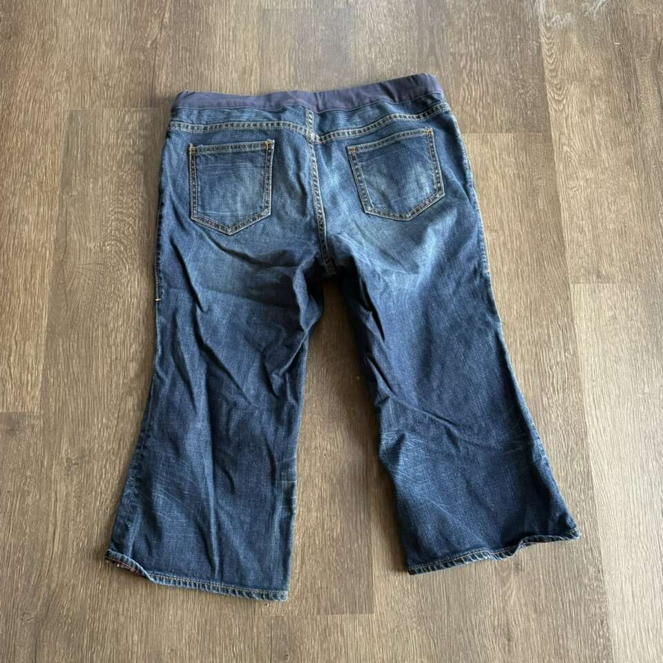 Gap Women’s Maternity Denim Capris 19” Inseam Sz 8
