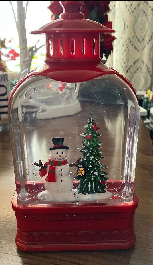 Snowman/Christmas Tree Snow Globe