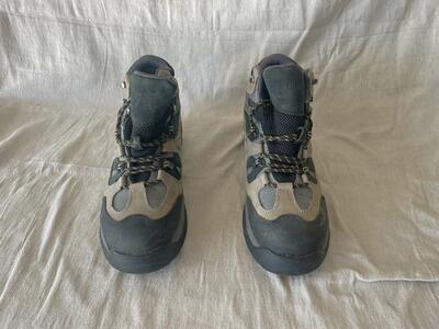 steel toed work boots