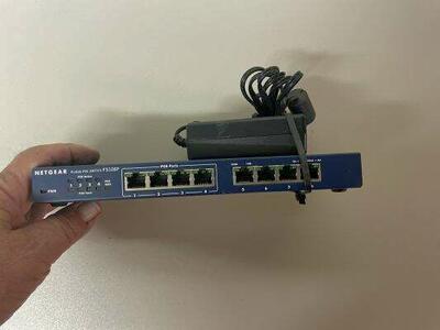 NETGEAR 8 PORT SWITCH