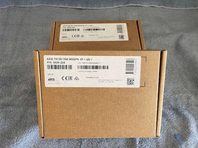 TWO NEW OLD STOCK AXIS T8120 MID SPAN 15W PORT