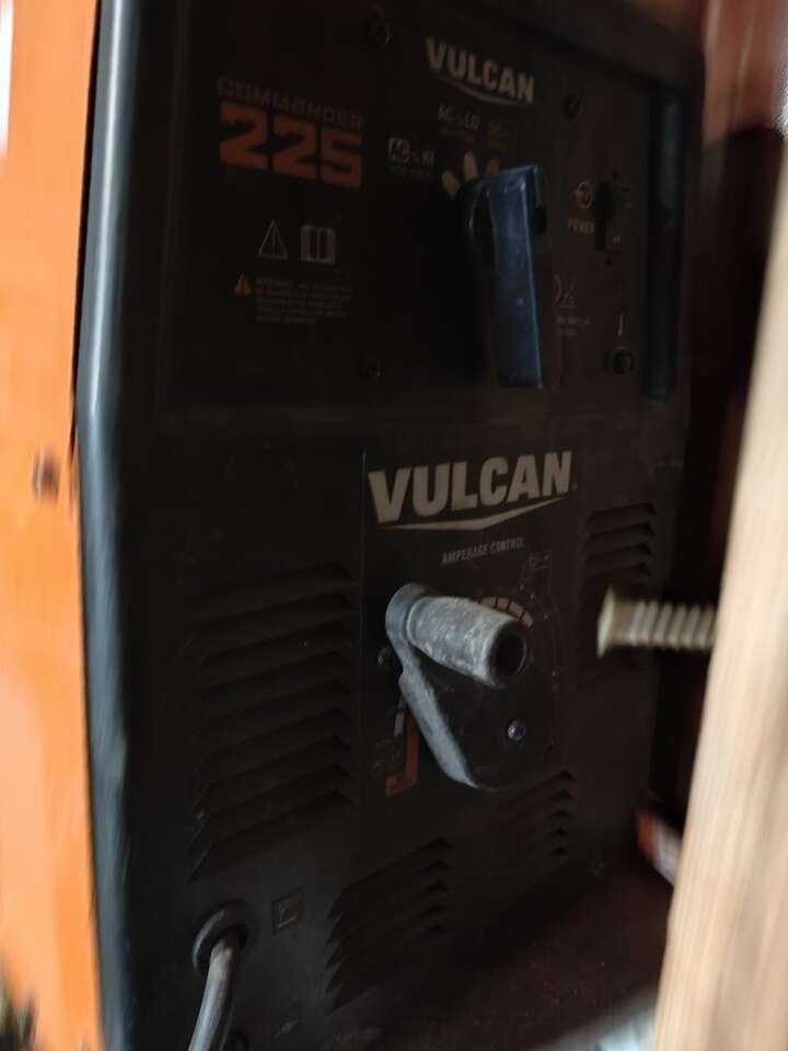 220 volt welder Vulcan commander 225
