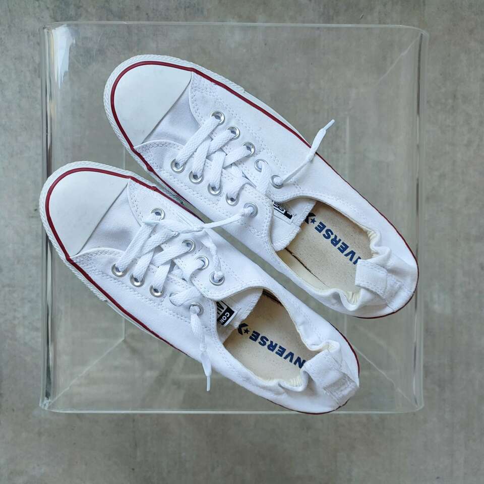 WOMEN'S CONVERSE CHUCK TAYLOR SHORELINE SNEAKER