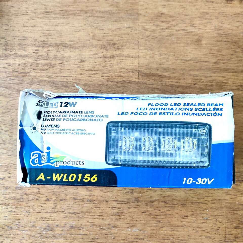 NIB A&I FLOOD LED SEALED BEAM A-WL0156 10-30V 12W