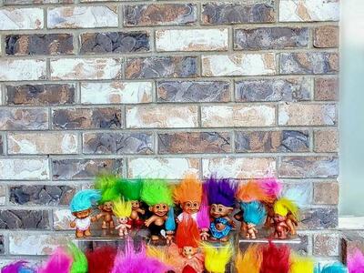 LARGE COLLECTION OF VINTAGE TROLL DOLLS $3 -$20