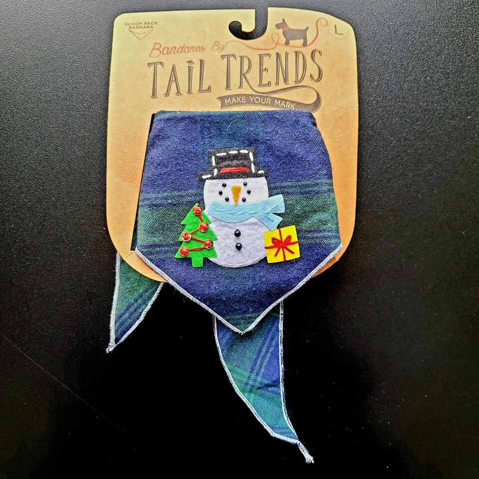 BRAND NEW FLANNEL CHRISTMAS PUPPY DOG BANDANA (L)