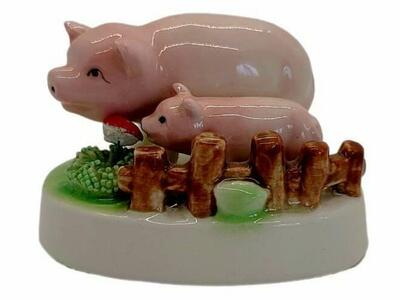 ADORABLE VINTAGE CERAMIC PORCELAIN MAMA & BABY PIG