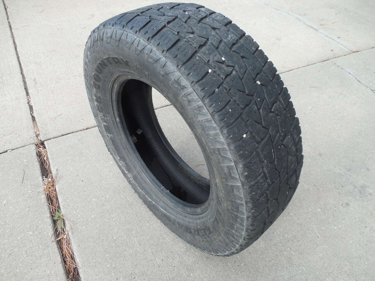 LT245/70R17 truck tire $10 OBO