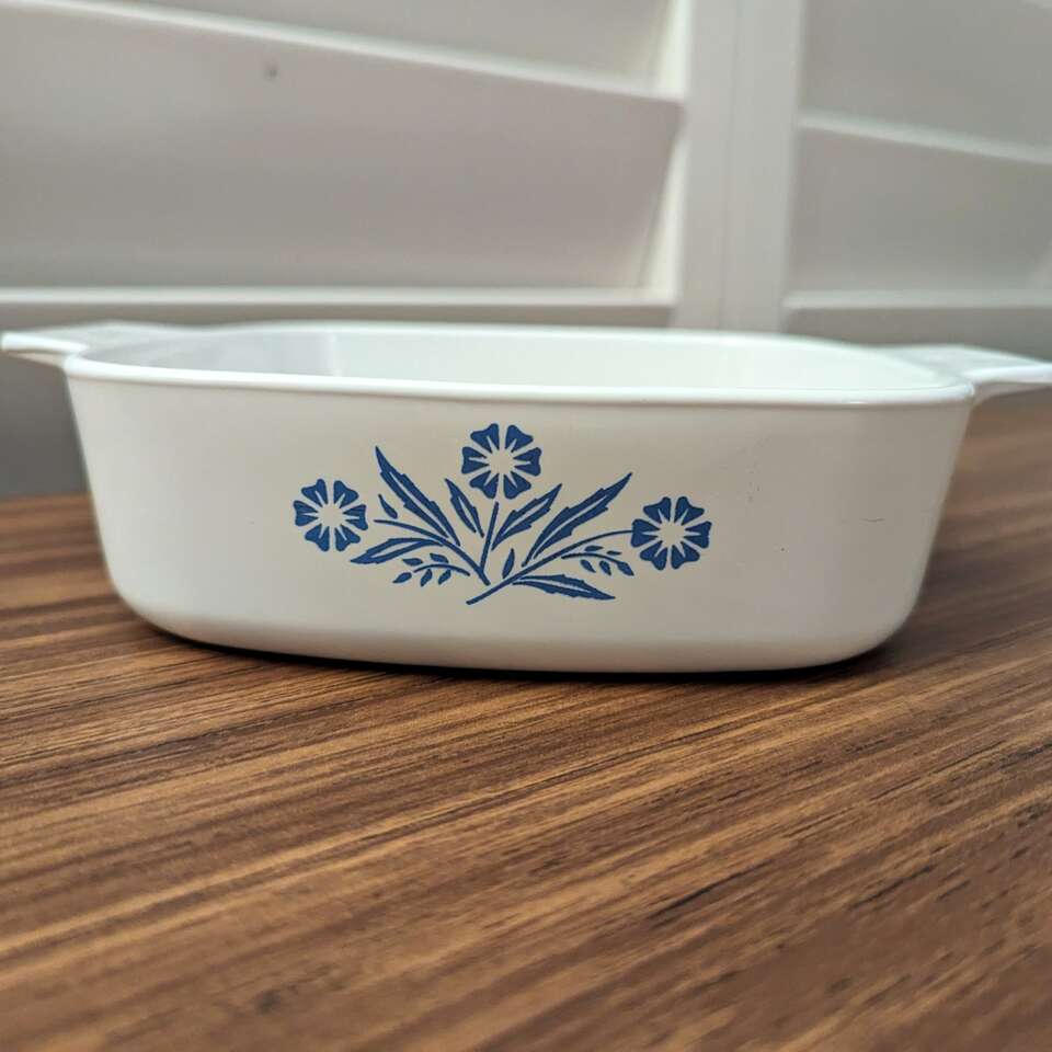 Vintage Corning Ware Cornflower Casserole