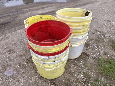 22 Gallon Tubs