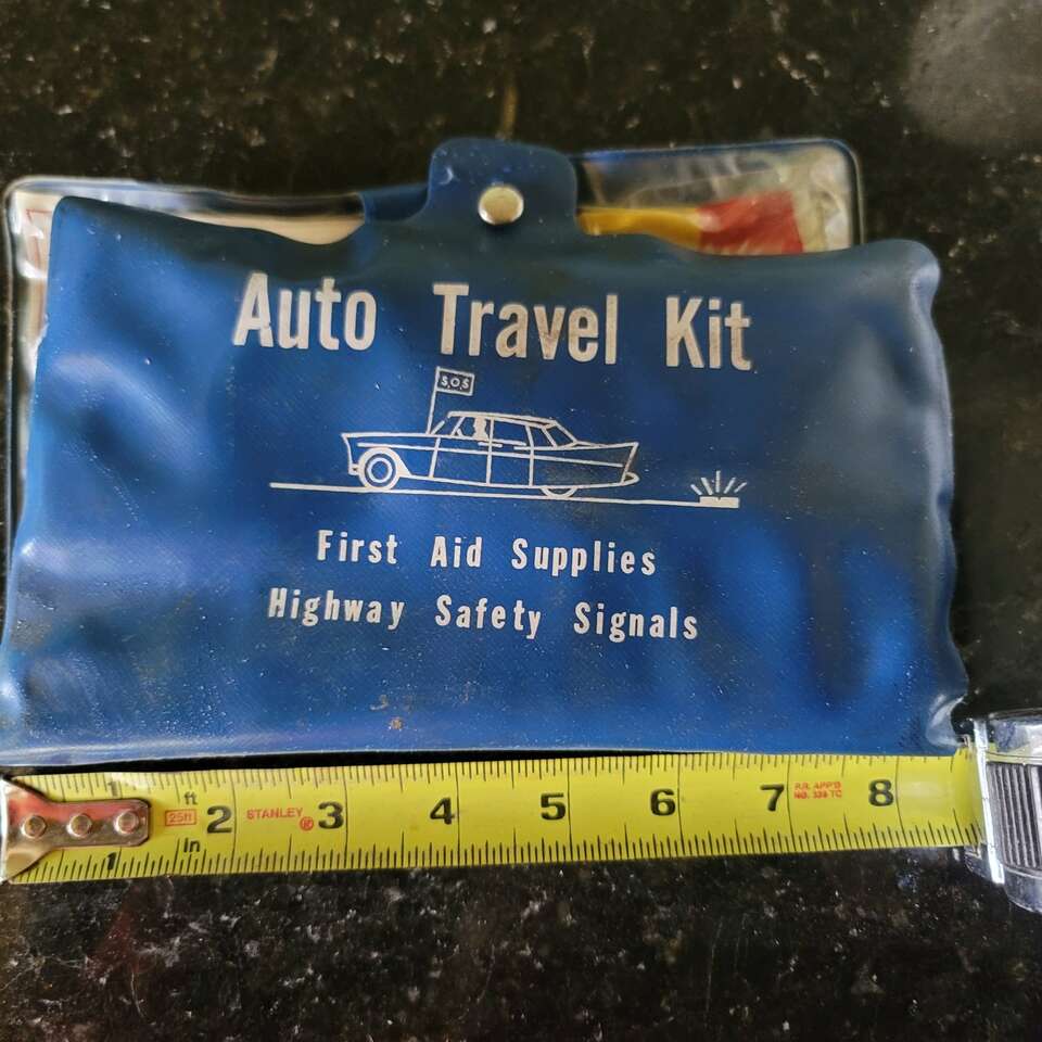 '50s Auto Safety first aid kit