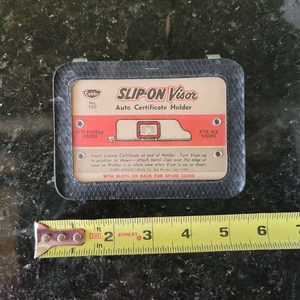 Vintage visor organizer