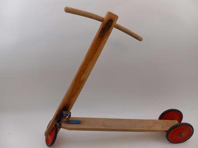 ANTIQUE WOOD SCOOTER
