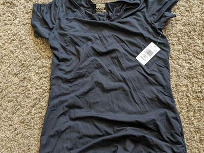 Women's Size Small 32 Degrees Black Short Sleeve Shirt