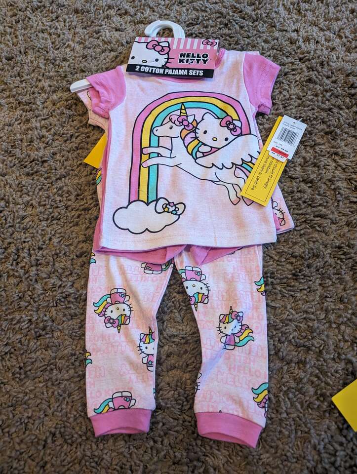 Girls 18 Month 4 piece pajamas (Fit like 12 months)