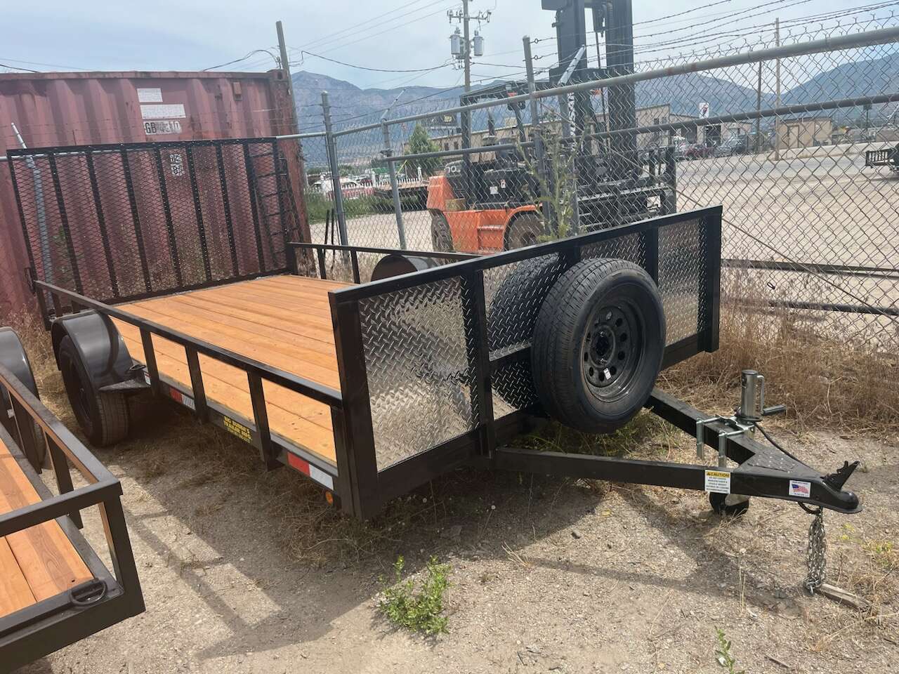 Bubba's 7x14 Deluxe with Rock Guard Front